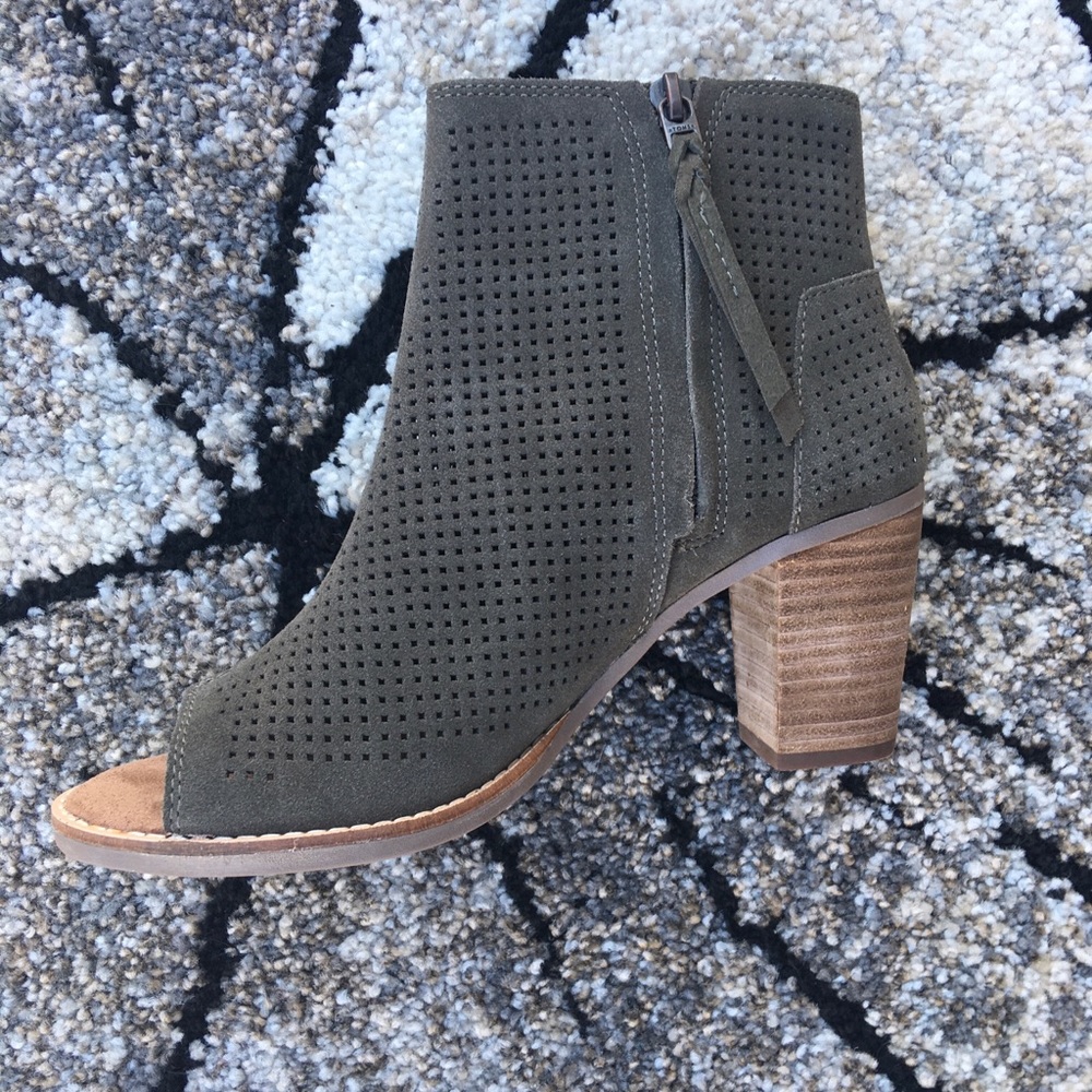 TOMS Suede Majorca Peep toe